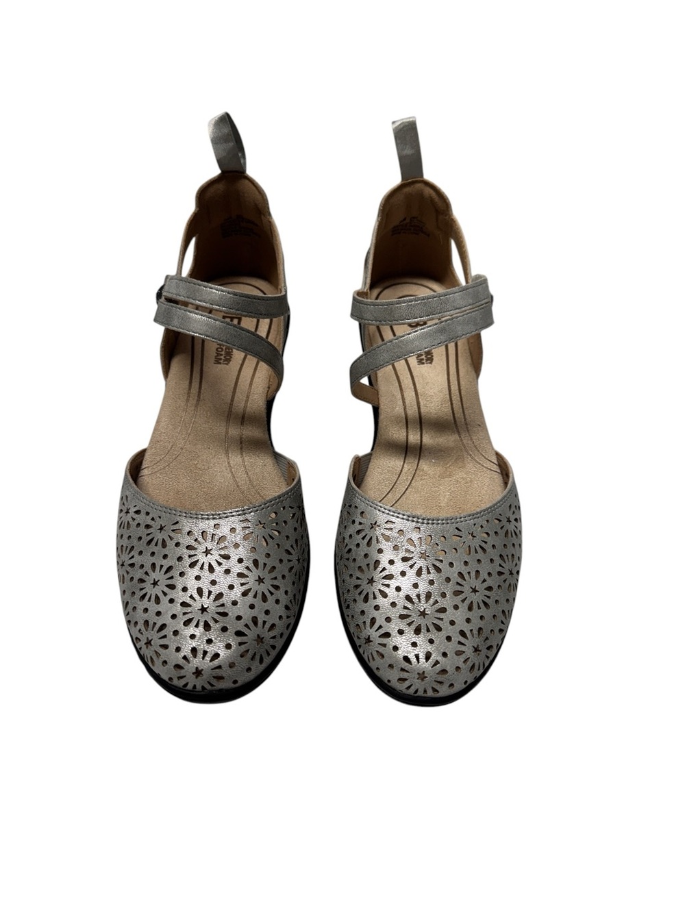 JBU By Jamby Bethany silver maryjane laser cut sandals size 8M